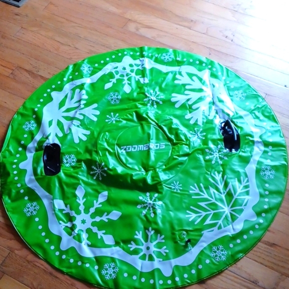 Zoombros  48 in. Inflatable Wear-Resistant Antifreeze Snow Tube with Han… - Picture 7 of 8